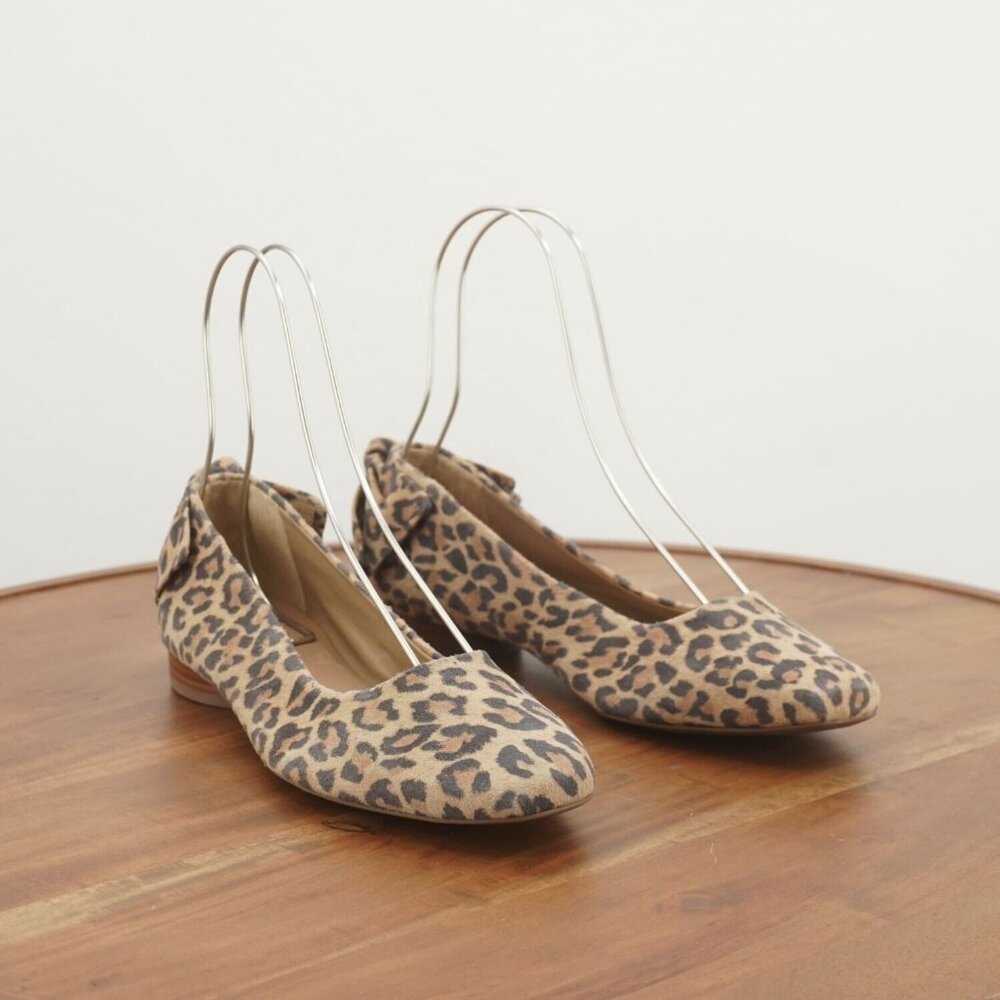 Bernardo Leopard Print Flats - Picture 2 of 11